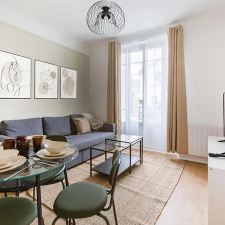 3 Pieces - Proche Rer Et Centre Lejlighed